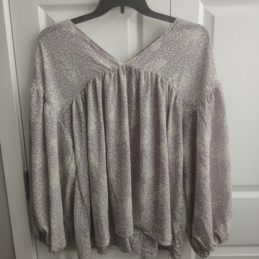 BUCKETLIST Lavender and Cream Blouse